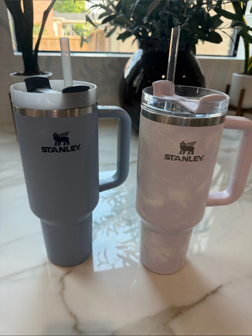 2 pack- Stanley 40 oz Handle Tumblers — Blue & Light Pink Marble